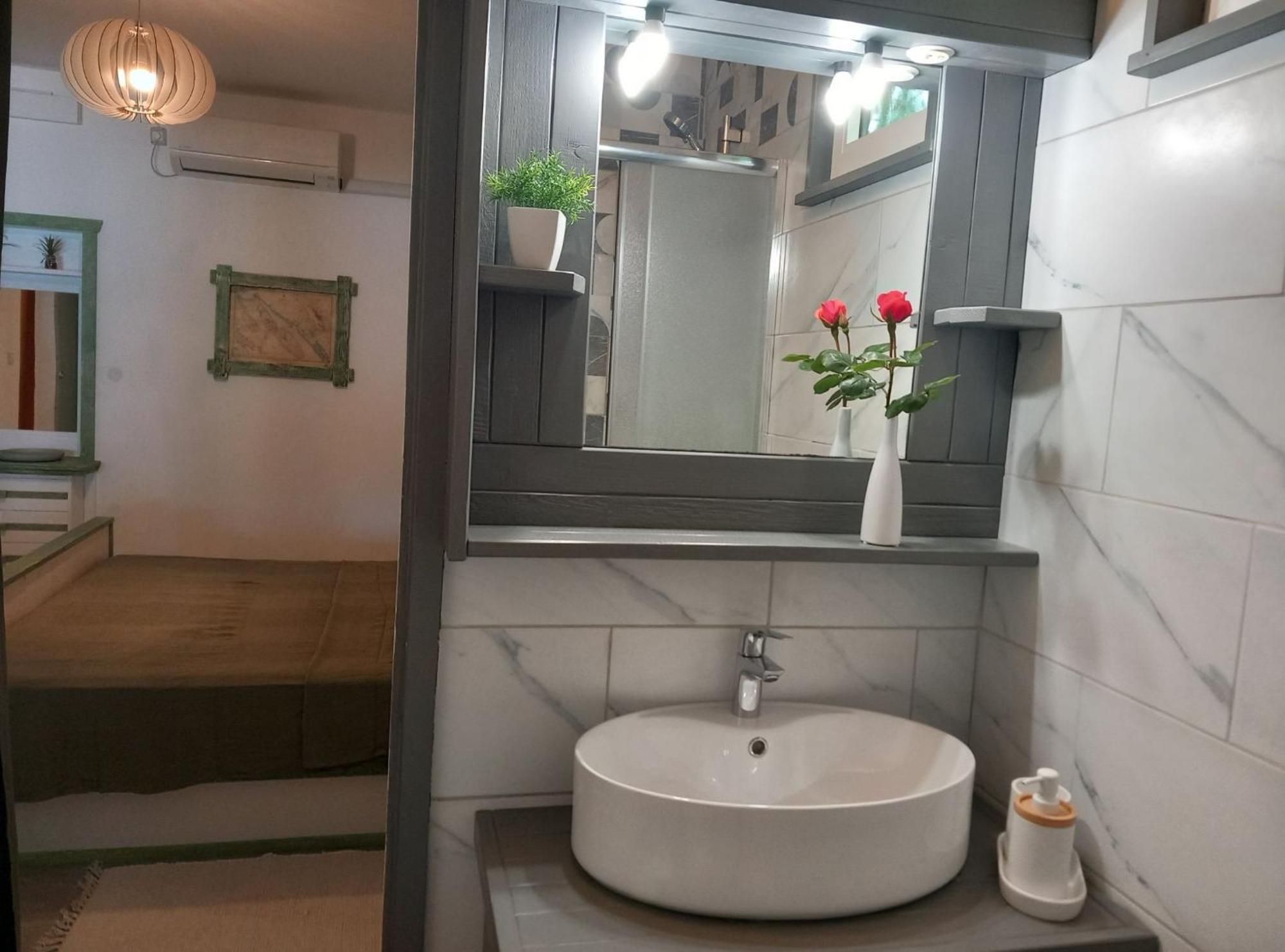Guest House Green Corner Supetarska Draga Esterno foto