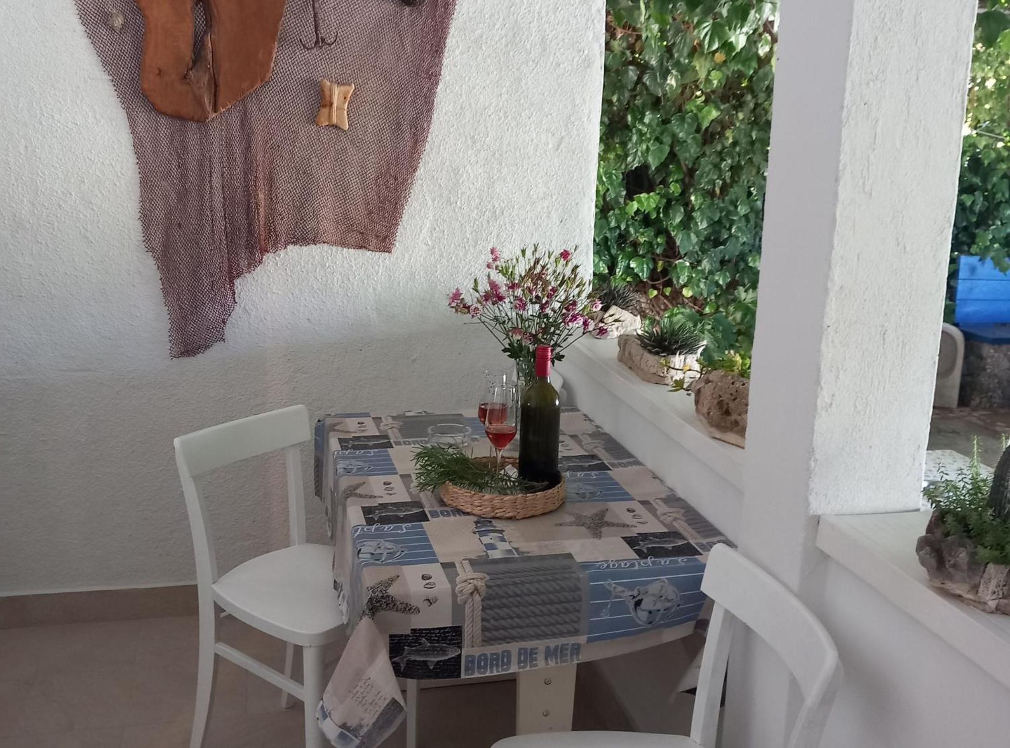 Guest House Green Corner Supetarska Draga Esterno foto